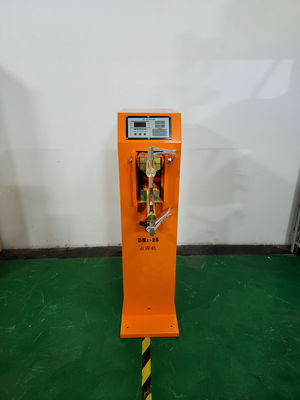 작은 규모의 산업용 Pneumatic Ac Spot Welder 용접기 25 Kva 강철용